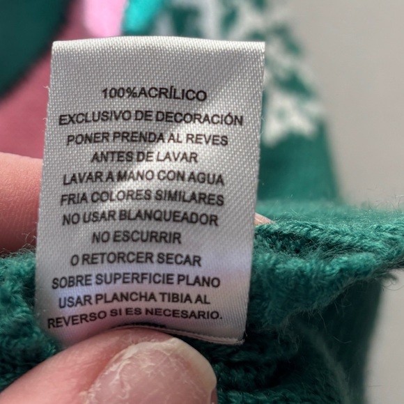 With Love Derrick Flamingo Green Christmas Sweater Women’s Small Style #104317 - Picture 9 of 11